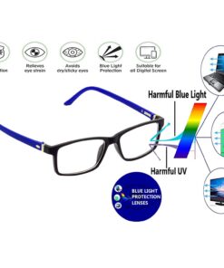 A woman working in a cafe