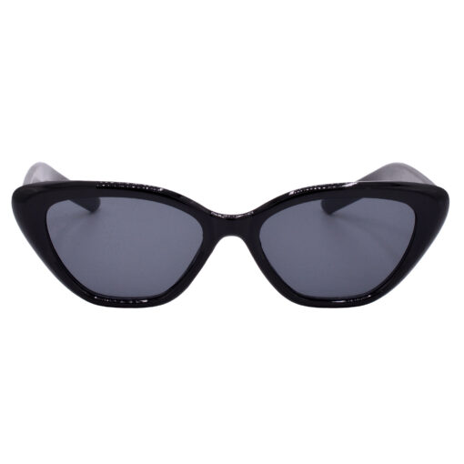 A pair of luxurious pink cat-eye sunglasses for trendsetters