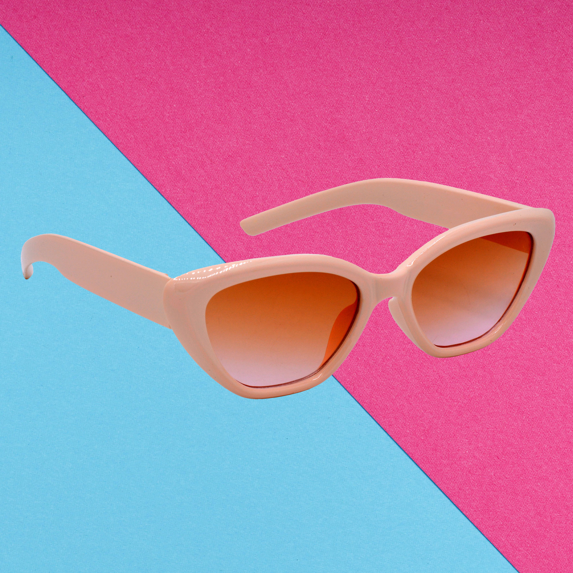 Hrinkar Cat-Eye Stylish Sunglasses for Women Peach Frame HRS592-PCH-BWN