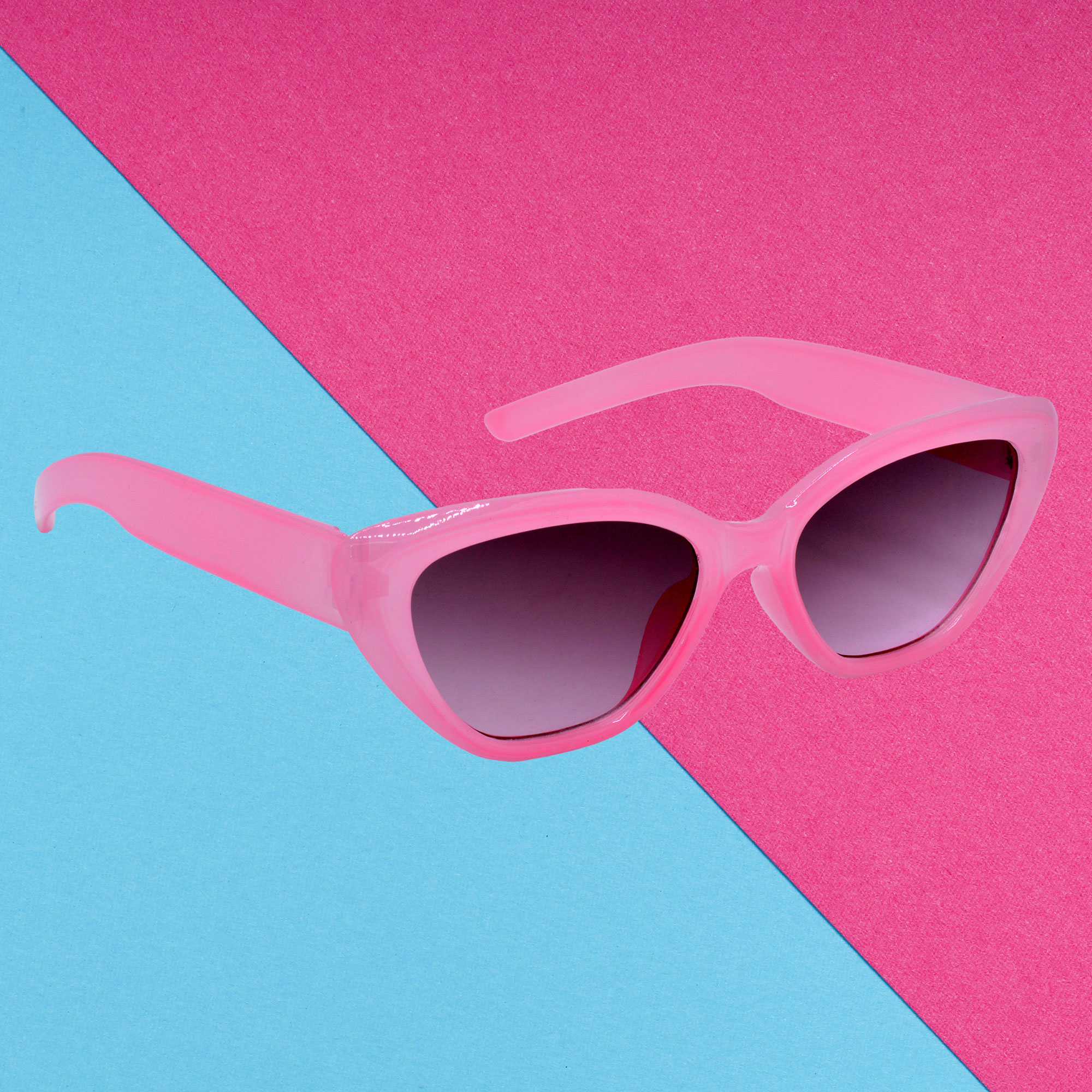 Hrinkar Cat-Eye Trendy Sunglasses for Women Pink Frame HRS592-PNK-GRY